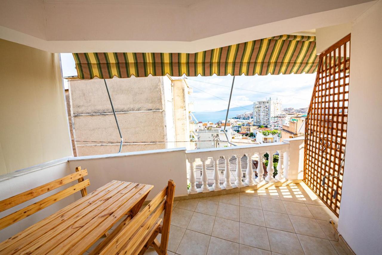 Ideal Aparthotel Saranda Екстер'єр фото